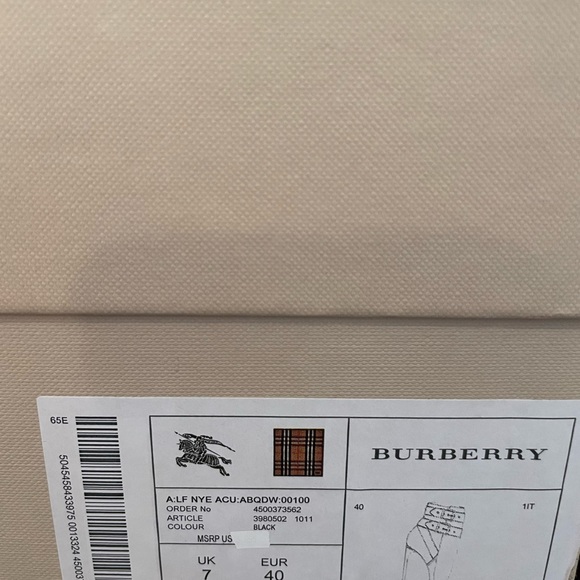 Burberry size 40. Like new. Worn only once. Great buy. - Picture 4 of 5